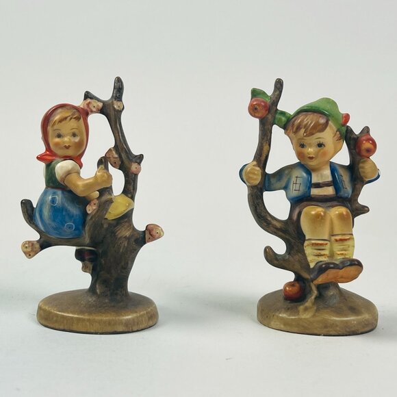 Hummel 1950's  Apple Tree Boy & Apple Tree Girl 141 3/0 & 142 3/0 TMK2 - Picture 1 of 10